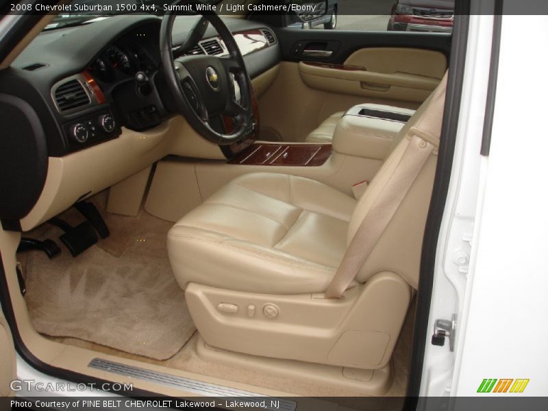  2008 Suburban 1500 4x4 Light Cashmere/Ebony Interior
