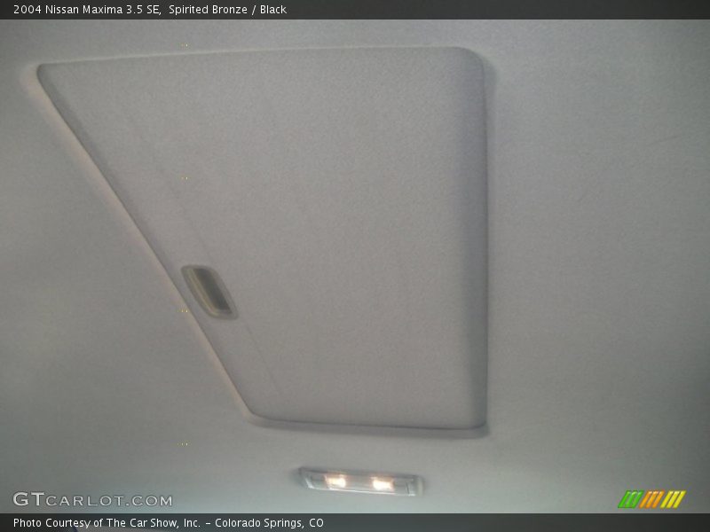 Spirited Bronze / Black 2004 Nissan Maxima 3.5 SE