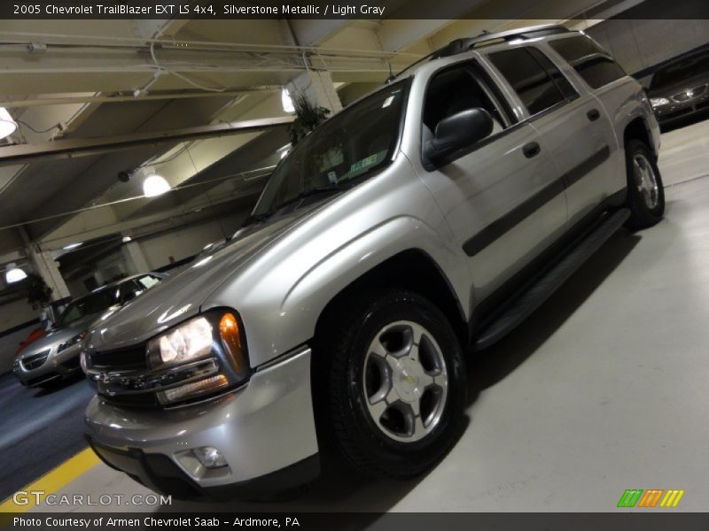 Silverstone Metallic / Light Gray 2005 Chevrolet TrailBlazer EXT LS 4x4