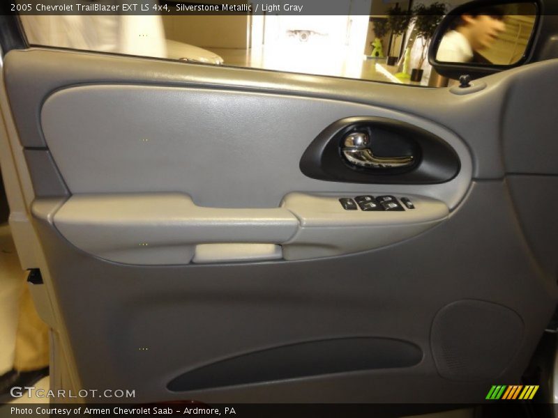 Silverstone Metallic / Light Gray 2005 Chevrolet TrailBlazer EXT LS 4x4