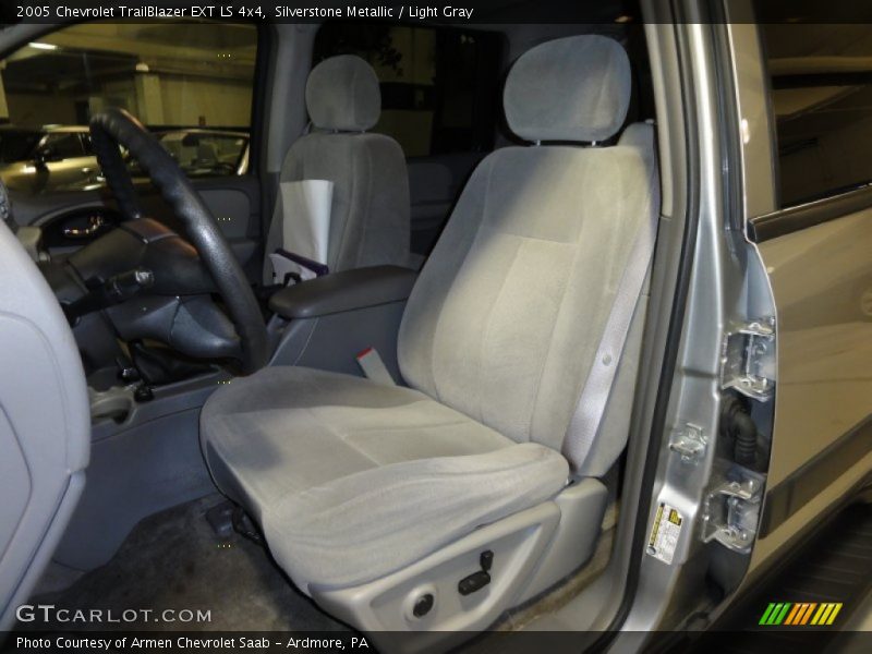 Silverstone Metallic / Light Gray 2005 Chevrolet TrailBlazer EXT LS 4x4