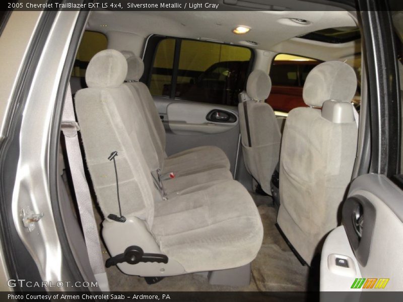 Silverstone Metallic / Light Gray 2005 Chevrolet TrailBlazer EXT LS 4x4