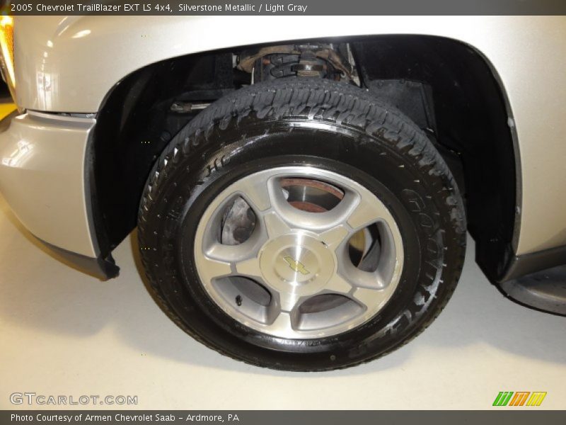 Silverstone Metallic / Light Gray 2005 Chevrolet TrailBlazer EXT LS 4x4