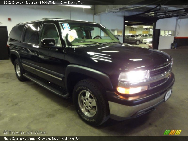 Onyx Black / Tan 2002 Chevrolet Suburban 1500 LT 4x4