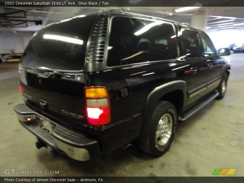 Onyx Black / Tan 2002 Chevrolet Suburban 1500 LT 4x4