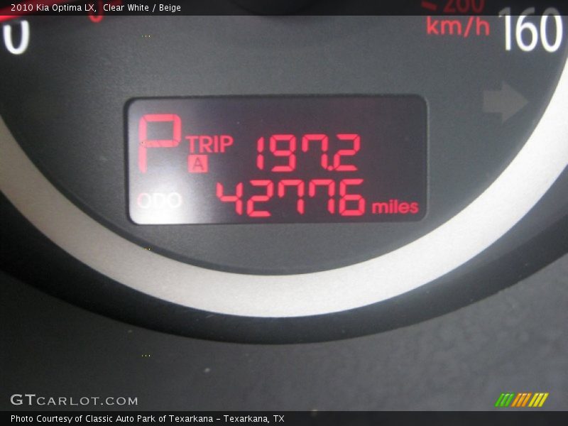 Clear White / Beige 2010 Kia Optima LX