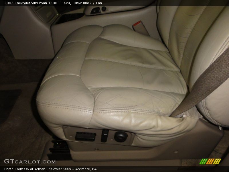Onyx Black / Tan 2002 Chevrolet Suburban 1500 LT 4x4