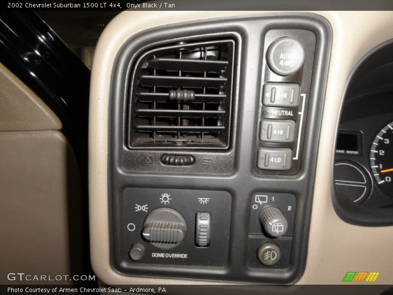 Controls of 2002 Suburban 1500 LT 4x4