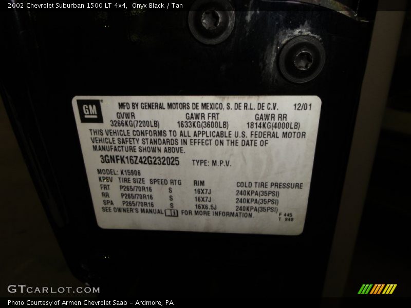 Onyx Black / Tan 2002 Chevrolet Suburban 1500 LT 4x4