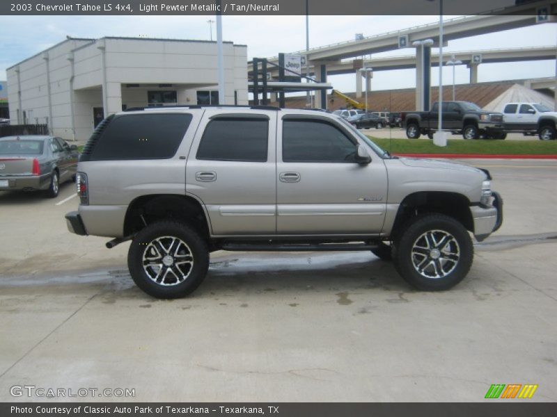 Light Pewter Metallic / Tan/Neutral 2003 Chevrolet Tahoe LS 4x4