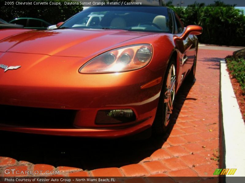 Daytona Sunset Orange Metallic / Cashmere 2005 Chevrolet Corvette Coupe