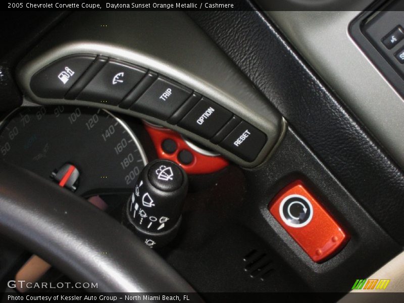 Controls of 2005 Corvette Coupe