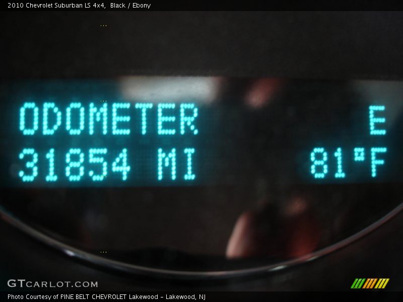 Black / Ebony 2010 Chevrolet Suburban LS 4x4