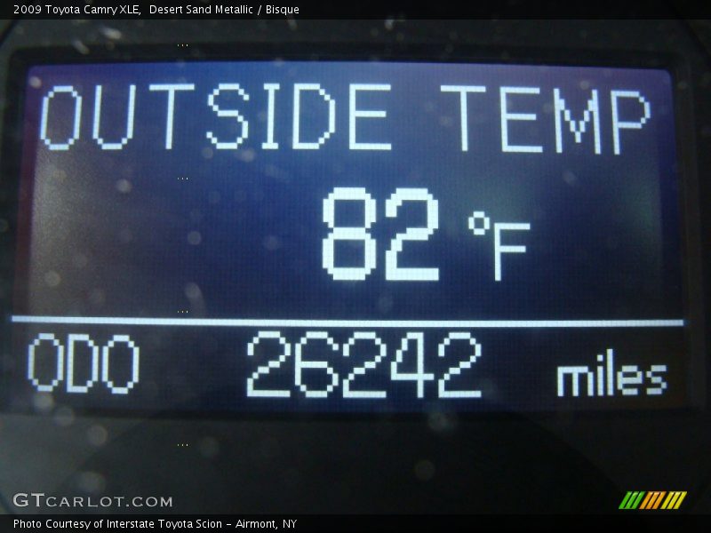 Desert Sand Metallic / Bisque 2009 Toyota Camry XLE