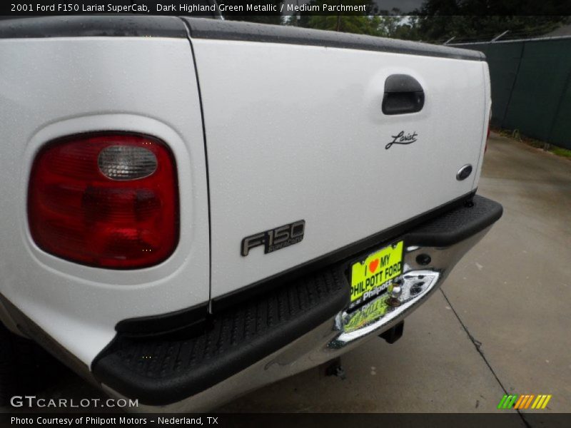 Dark Highland Green Metallic / Medium Parchment 2001 Ford F150 Lariat SuperCab