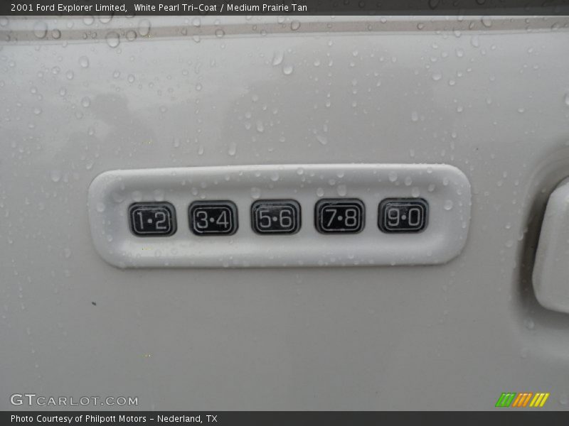 White Pearl Tri-Coat / Medium Prairie Tan 2001 Ford Explorer Limited