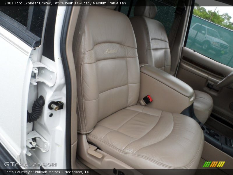 White Pearl Tri-Coat / Medium Prairie Tan 2001 Ford Explorer Limited