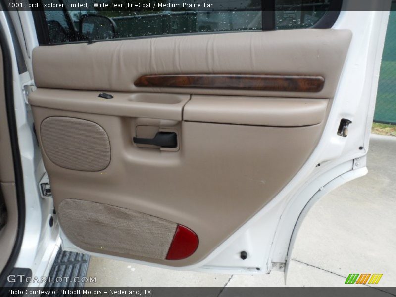 White Pearl Tri-Coat / Medium Prairie Tan 2001 Ford Explorer Limited