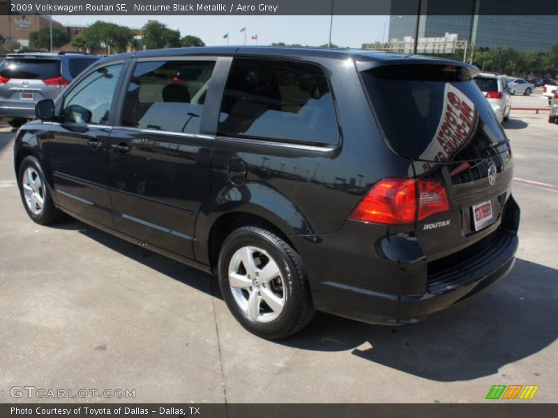 Nocturne Black Metallic / Aero Grey 2009 Volkswagen Routan SE