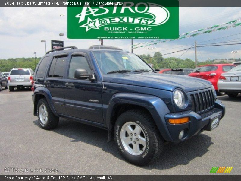 Patriot Blue Pearl / Dark Slate Gray 2004 Jeep Liberty Limited 4x4