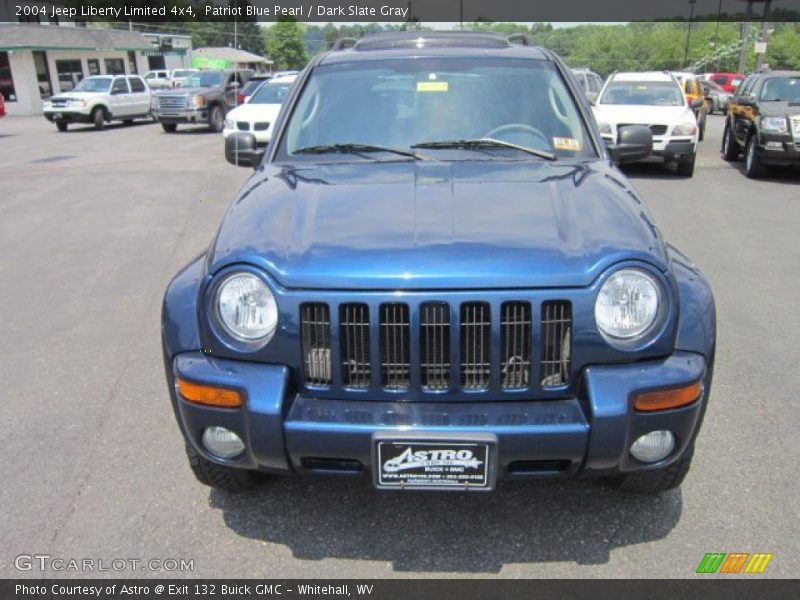 Patriot Blue Pearl / Dark Slate Gray 2004 Jeep Liberty Limited 4x4