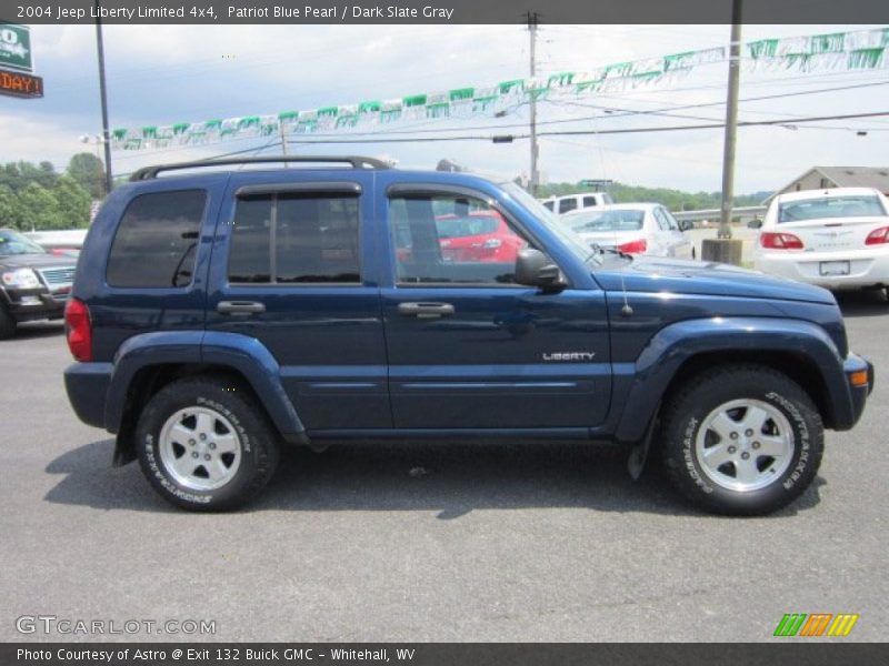 Patriot Blue Pearl / Dark Slate Gray 2004 Jeep Liberty Limited 4x4