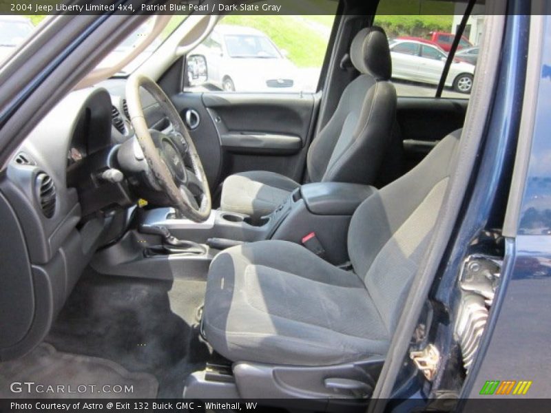 Patriot Blue Pearl / Dark Slate Gray 2004 Jeep Liberty Limited 4x4
