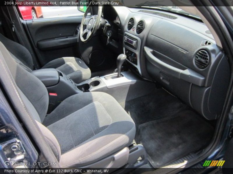 Patriot Blue Pearl / Dark Slate Gray 2004 Jeep Liberty Limited 4x4
