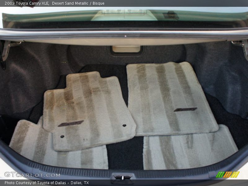 Desert Sand Metallic / Bisque 2009 Toyota Camry XLE