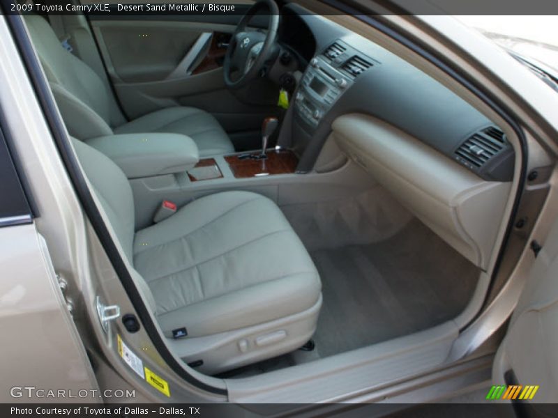Desert Sand Metallic / Bisque 2009 Toyota Camry XLE