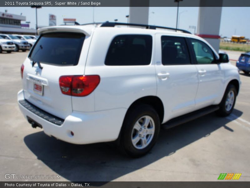 Super White / Sand Beige 2011 Toyota Sequoia SR5