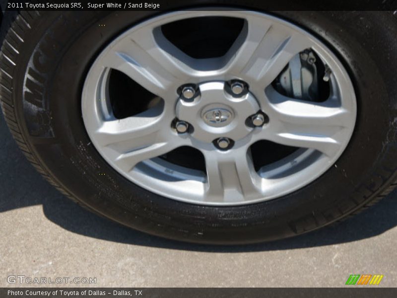 Super White / Sand Beige 2011 Toyota Sequoia SR5