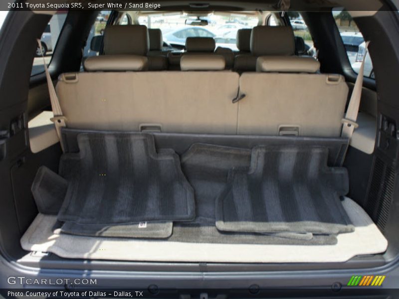Super White / Sand Beige 2011 Toyota Sequoia SR5