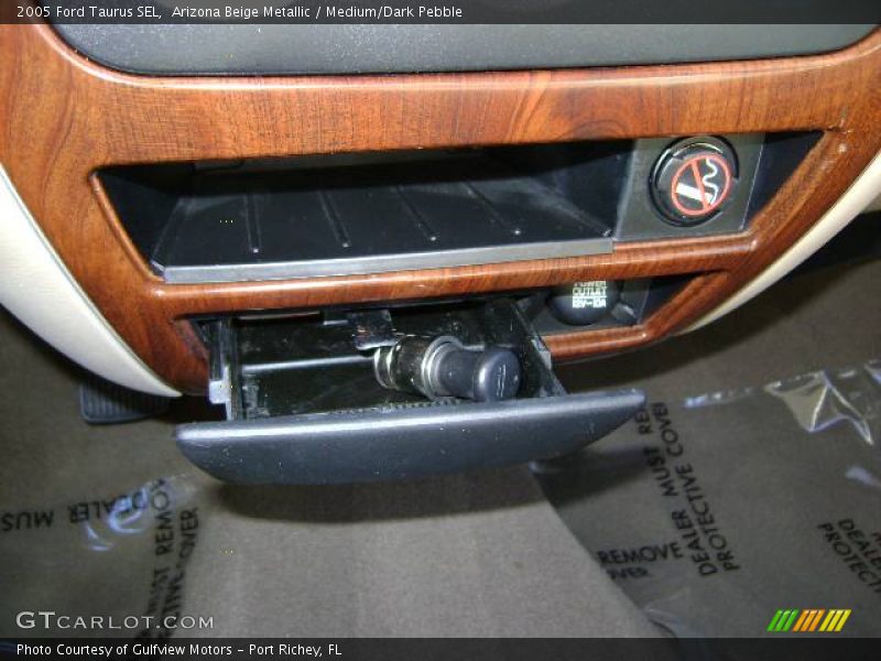 Arizona Beige Metallic / Medium/Dark Pebble 2005 Ford Taurus SEL