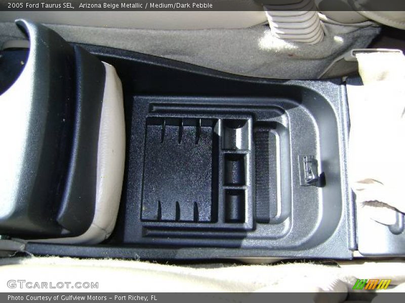 Arizona Beige Metallic / Medium/Dark Pebble 2005 Ford Taurus SEL