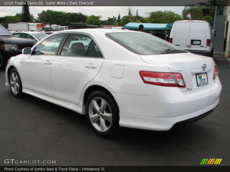 Super White / Dark Charcoal 2010 Toyota Camry SE