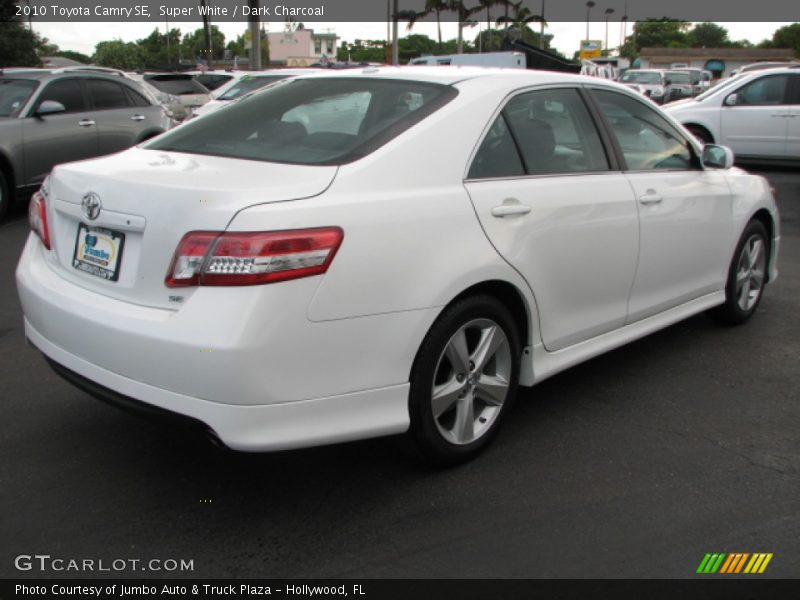 Super White / Dark Charcoal 2010 Toyota Camry SE