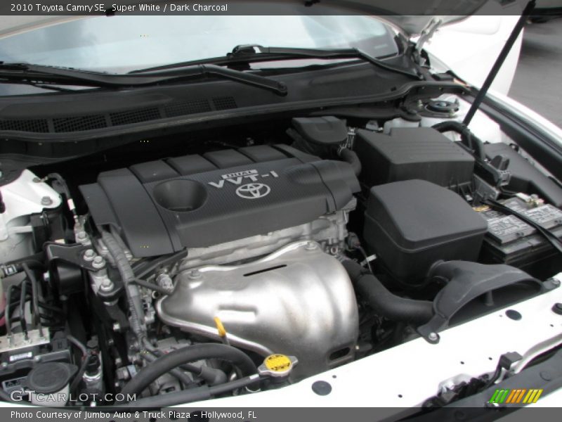 Super White / Dark Charcoal 2010 Toyota Camry SE