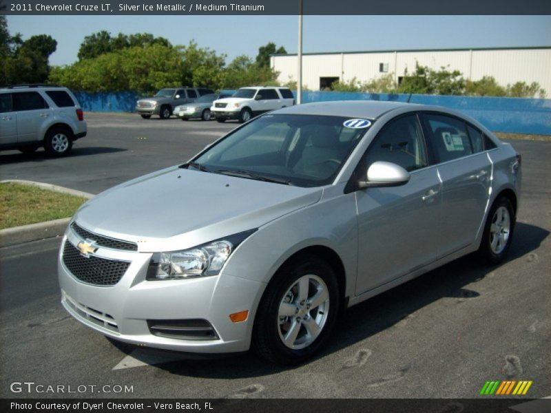 Silver Ice Metallic / Medium Titanium 2011 Chevrolet Cruze LT