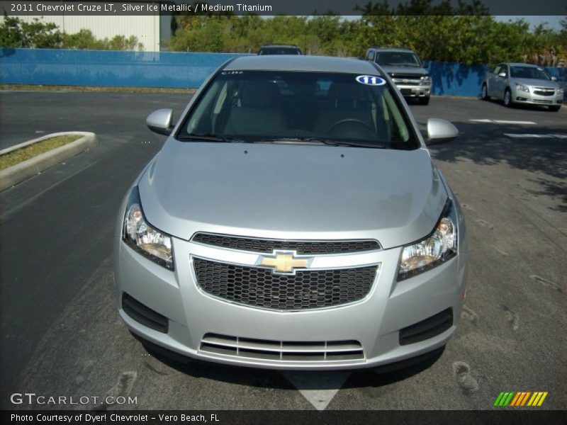Silver Ice Metallic / Medium Titanium 2011 Chevrolet Cruze LT