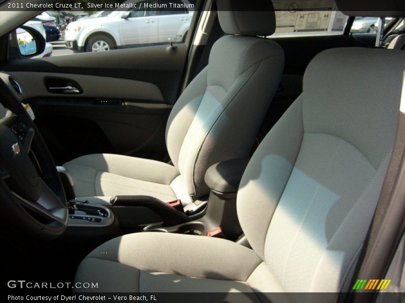 Silver Ice Metallic / Medium Titanium 2011 Chevrolet Cruze LT