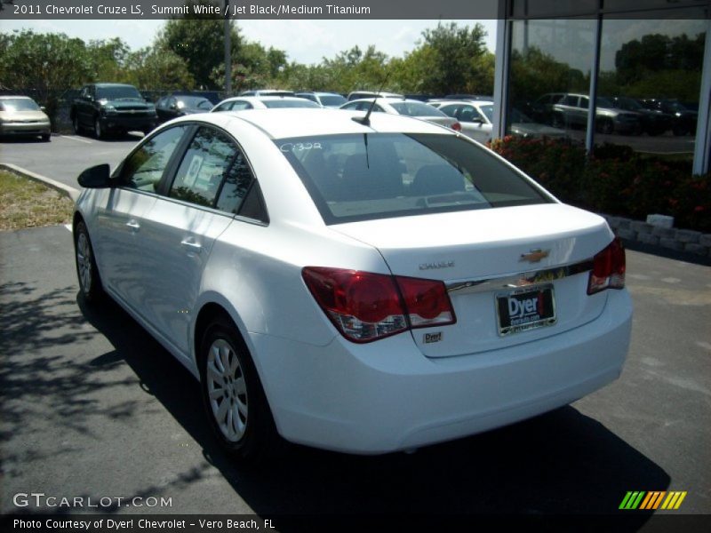 Summit White / Jet Black/Medium Titanium 2011 Chevrolet Cruze LS