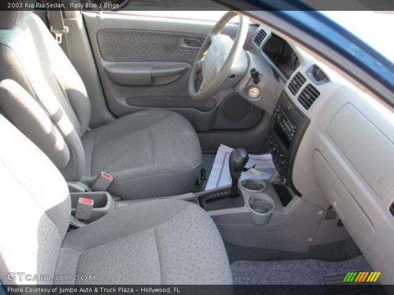  2003 Rio Sedan Beige Interior
