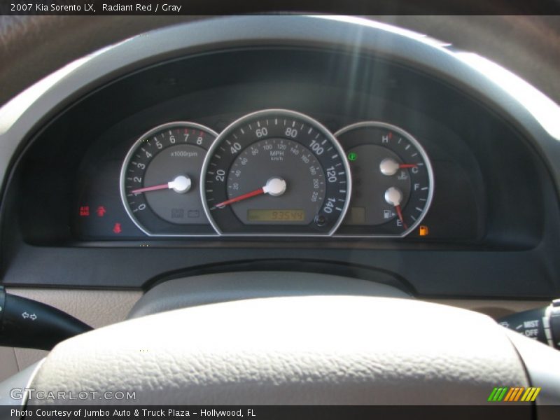 Radiant Red / Gray 2007 Kia Sorento LX
