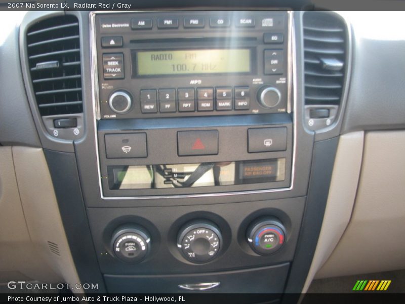 Radiant Red / Gray 2007 Kia Sorento LX