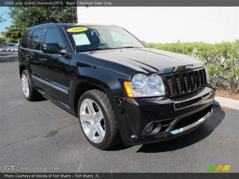 Front 3/4 View of 2006 Grand Cherokee SRT8