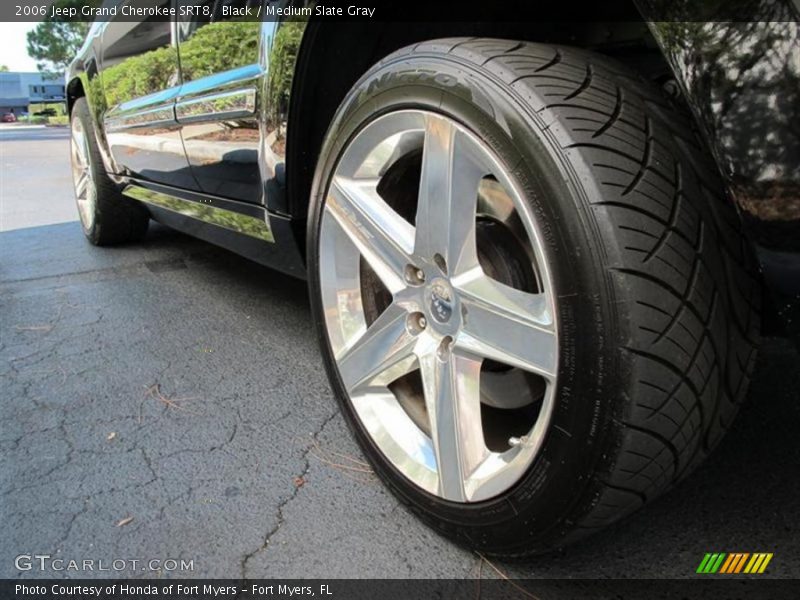  2006 Grand Cherokee SRT8 Wheel
