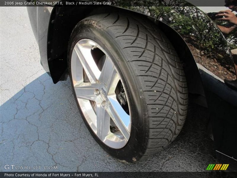Black / Medium Slate Gray 2006 Jeep Grand Cherokee SRT8
