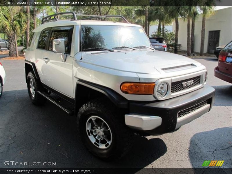 Titanium Metallic / Dark Charcoal 2007 Toyota FJ Cruiser 4WD