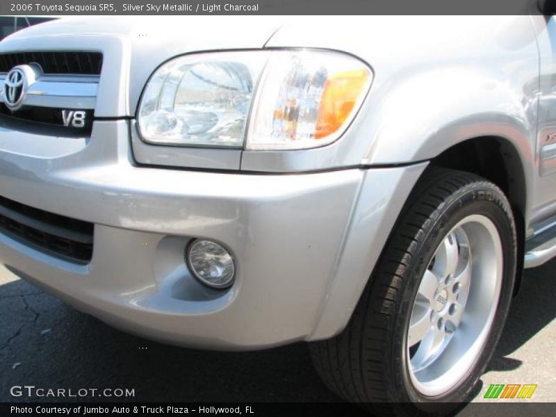 Silver Sky Metallic / Light Charcoal 2006 Toyota Sequoia SR5